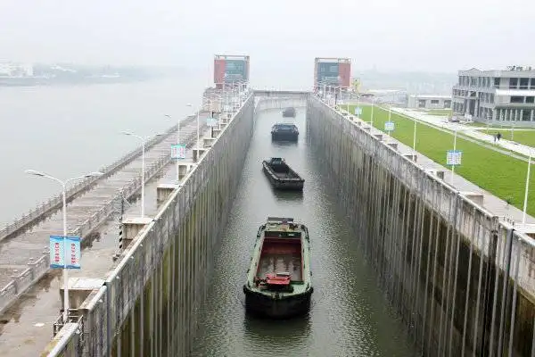 赢润集团研制尾气快速检测设备，打响内河船舶大气污染防治攻坚战！